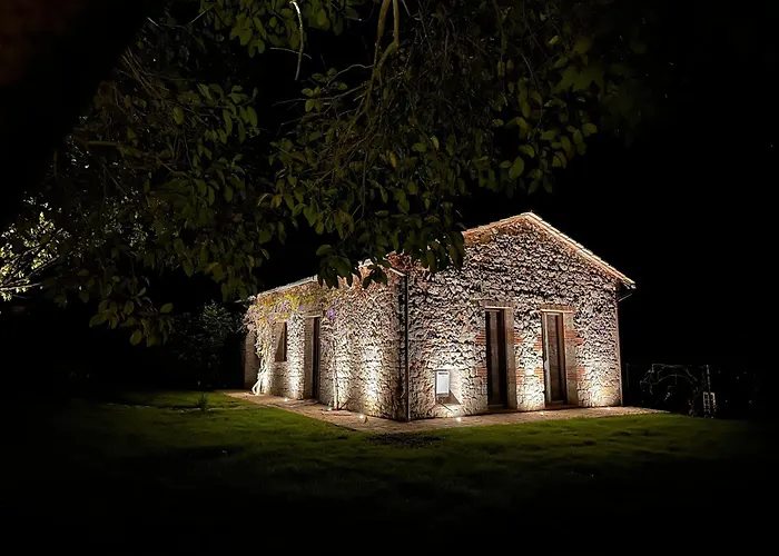 Rustico Con Jacuzzi In Toscana 콜레 발델사