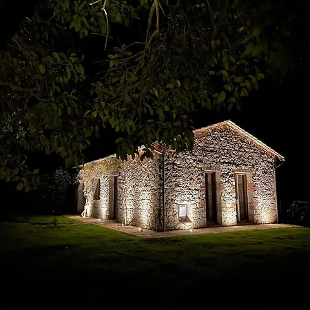 Rustico Con Jacuzzi In Toscana Lano