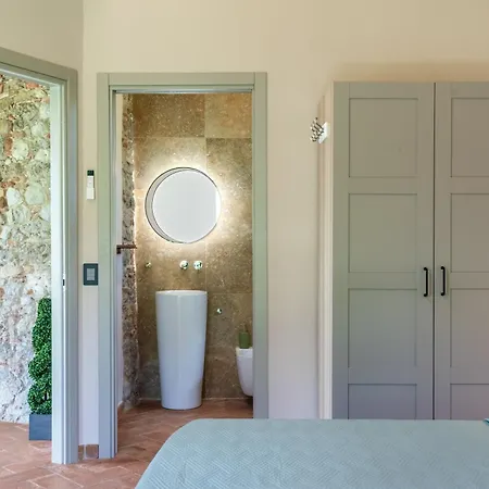 Holiday home Rustico Con Jacuzzi In Toscana